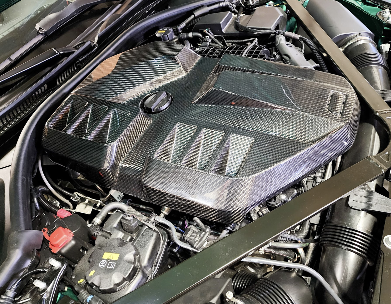 G80/G82 CARBON FIBER ENGINE COVER